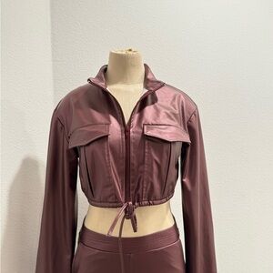 Burgundy Kimcine cropped zip-up jacket with drawstring waist